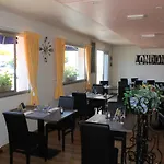 Centre Hotel