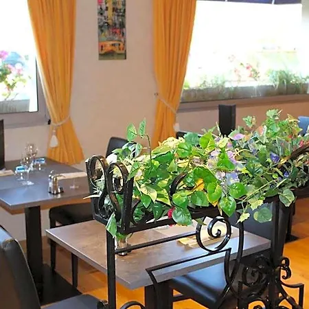 Ξενοδοχείο Centre 2*