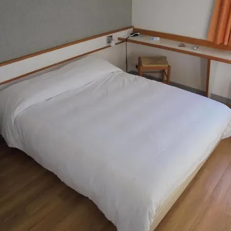 Centre فندق Château-Thierry