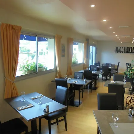 فندق Centre Château-Thierry